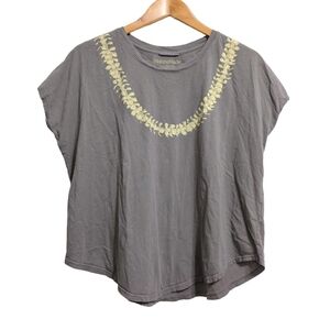 Lei Pua Kenikeni Women’s Tee Mahina made short sleeve t-shirt top shirt XS